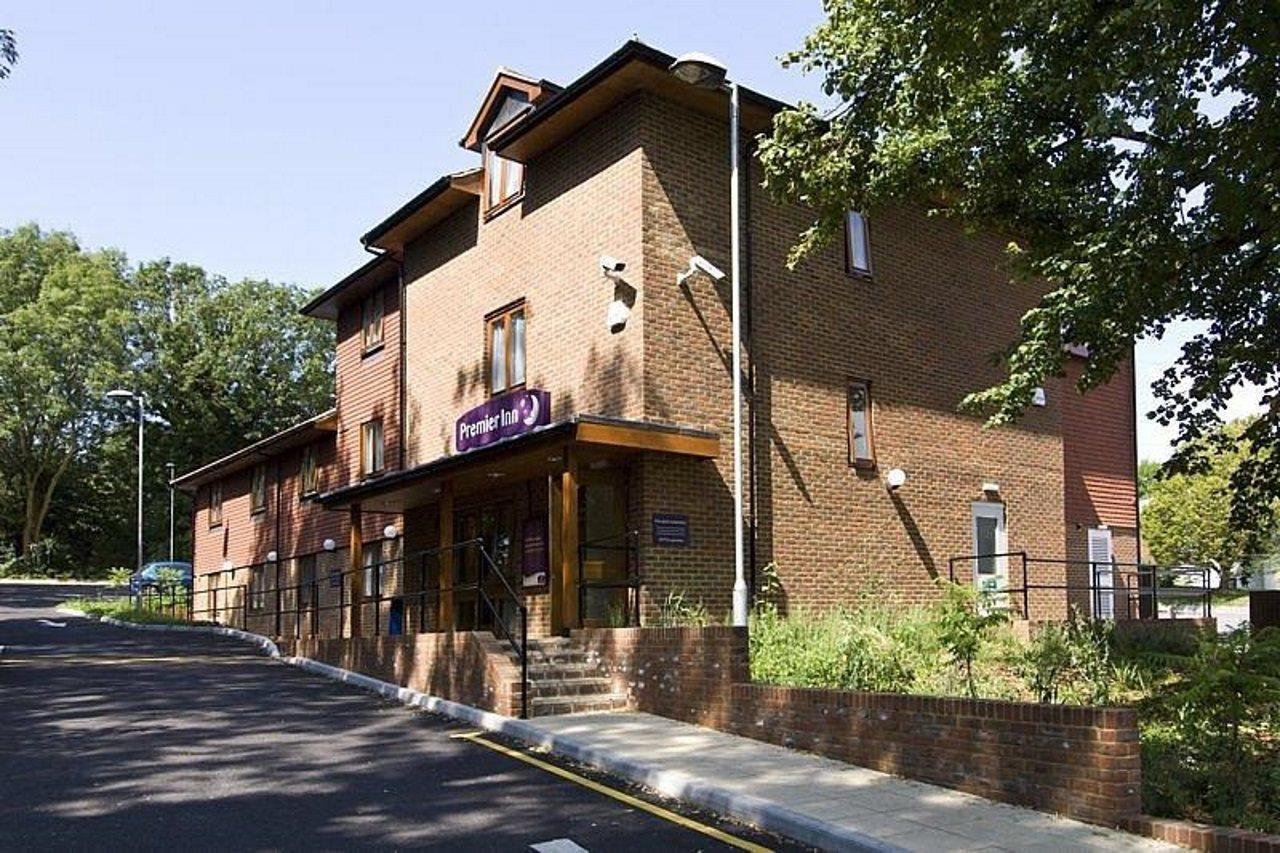 Premier Inn Portsmouth Horndean Eksteriør bilde